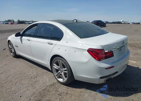 2013 BMW 750I z USA, uszkodzony, nr VIN WBAYA8C52DD227837